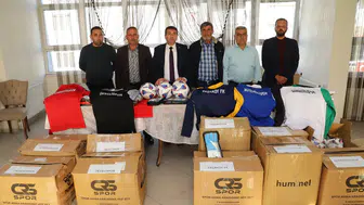 Ekrem Başkan’dan amatör futbol kulüplerine büyük destek