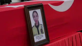 Alaşehir'de trafik kazasında şehit düşen polis memuru memleketinde toprağa verildi