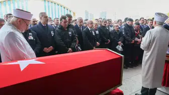 Türkiye şehitlerini uğurluyor! Devlet erkanı Ankara'daki törene katıldı