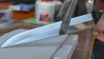 Şeflerden Ev Kadınlarına Geçen Sır: Bıçaklar Neden Bu Kadar Çabuk Körelir?