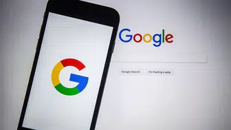 Google'da 67 yazınca ekran neden sallanıyor?