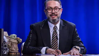 Ünlü sunucu gönlünü kendinden 16 yaş küçük fenomene kaptırdı