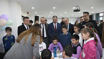 Demirci’de İnsan Hakları Gününde öğrenciler farkındalık oluşturdu