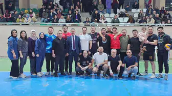 Devlet Hastanesi çalışanları filede kozlarını paylaştı