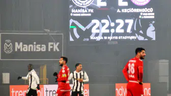Manisa FK evinde puan kaybetti