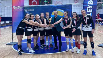 Gençlik ve Spor İl Müdürlüğü Kadın Voleybol Takımından büyük başarı