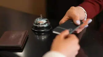 Otellerde yeni dönem! Sakın kimliğinizi vermeyin