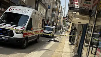 84 yaşındaki kadın dördüncü kattan düşerek can verdi