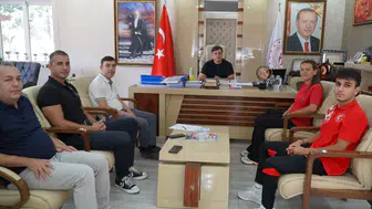 İl Müdürü Öztürk'ten Balkan Şampiyonu Güleryüz'e tebrik