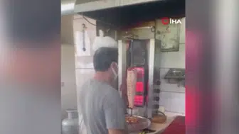 Dönercinin serinleme çabası gülümsetti