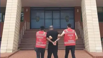 Cinsel saldırı ve yaralama suçundan aranıyordu kıs kıvrak yakalandı