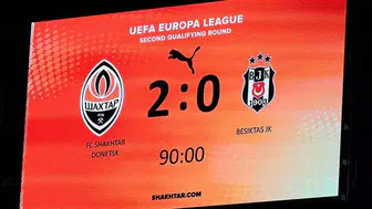 Siyah Beyazlılar Avrupa liginden elendi! Shakhtar maçının ardından usta isimden sert eleştiri geldi