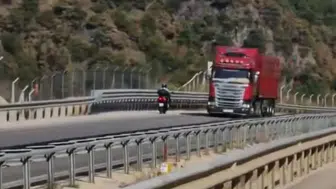 Ters şeritte tehlikeli yolculuğa ağır ceza