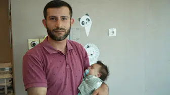 Yeni doğan bebeğin vücudundan çıkanlar şok etti
