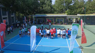 Demirci tenis turnuvasına ev sahipliği yapacak
