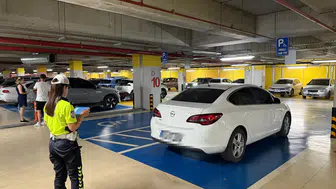Engelli park yerini gasp edenlere ceza yağdı