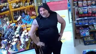 Gülmek hayatından etti