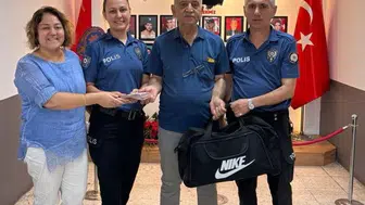 Manisa'da genç kadından örnek davranış