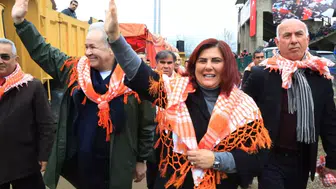 Özlem Çerçioğlu ile birlikte ilçe belediye başkanları da istifa etti