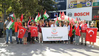 Manisa Kent Konseyleri Filistin için meydanlarda