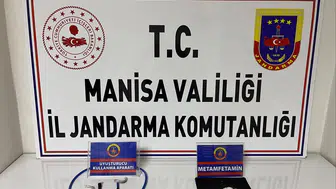 Manisa'da şüphelilerin üzerinden uyuşturucu madde çıktı