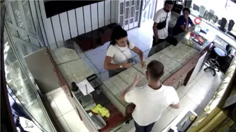 Arkadaşına yaptığı şeyi duyanlar kulaklarına inanamadı