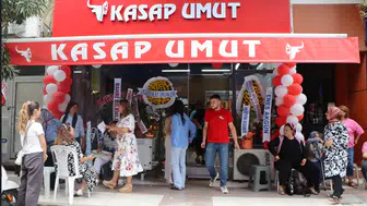 Umut Kasap kapılarını açtı