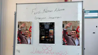 Ferdi Zeyrek anısına tiyatro sahnelendi