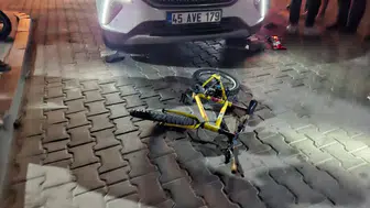 Otomobil ile bisiklet çarpıştı: 1 ağır yaralı