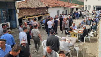Beğenler Köyü sakinleri hayır yemeğinde buluştu