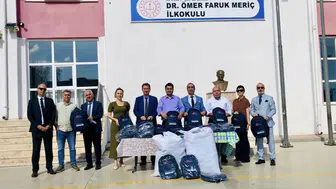 İlkokul öğrencilerine kırtasiye desteği