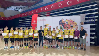Manisa Erkek Voleybol Takımı Türkiye Şampiyonu Oldu