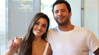 Hande Erçel ve Barış Arduç'un yeni sahnesi ortaya çıktı