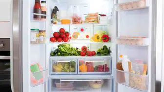 Buzdolabında Yan Yana Koymamanız Gereken Besinler: Küf ve Mantar Tehlikesi Sandığınızdan Daha Büyük