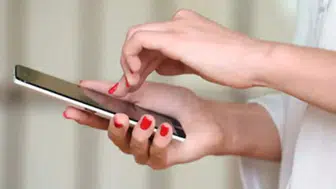 Telefonunuzun Şarjını Sessizce Bitiriyorlar: Bataryayı En Hızlı Tüketen 6 Popüler Uygulama Açıklandı!