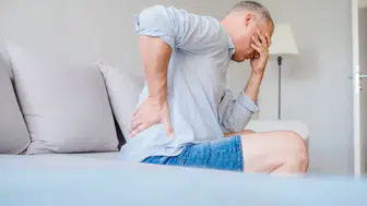 Günde 100 Dakika Yürümek Bel Ağrısını %25 Azaltıyor: İşte Bilimsel Kanıt!