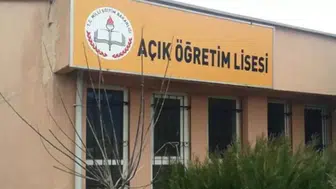 AÖL 2. Dönem Kayıtları 5 Şubat’ta Sona Eriyor! Kayıt Yenileme Ücreti ve Ödeme Detayları Belli Oldu