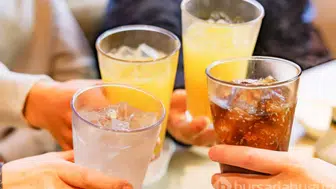 Uzmanlardan iftar uyarısı: Gazlı içecekler mide sorunlarını artırabilir