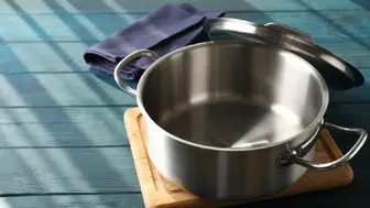 Tencere Alırken Herkes Aynı Hatayı Yapıyor: O Etiketi Okumadan Almayın