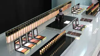 Doğal ama canlı görünmek isteyenlere: İlkbahar makyajının püf noktaları