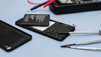 Telefonlarda yeni dönem: Batarya değişimi kullanıcı tarafından yapılabilecek