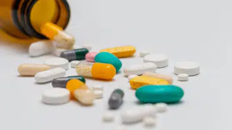 Bilinçsiz vitamin kullanımı tehlike saçıyor: Uzmanlardan “kendi kendinize takviye almayın” uyarısı