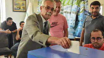Manisa Kamyoncular Kooperatifi’nde Fahrettin Baru güven tazeledi