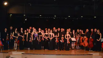 Manisa Güzel Sanatlar’dan konser: Öğrenci ve mezunlar aynı sahnede buluştu