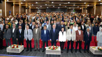 AK PARTİ YUNUSEMRE İLÇE DANIŞMA MECLİSİ DÜZENLENDİ