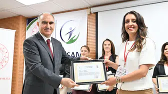Akhisar’da gençler için dev adım: "Bağımsız Yaşam, Güvenli Yarınlar" başladı