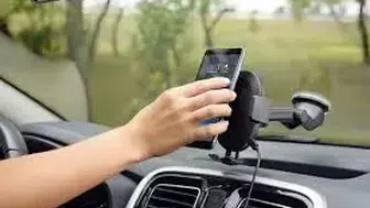 Araçta Telefon Tutucu Yasak mı? Ön Cama Monte Edilen Aparatlar İçin Yeni Kural Netleşti