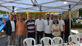 Mahalleliler aşure hayrında bir araya geldi