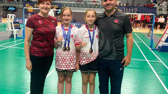 Manisalı badmintonculardan uluslararası turnuvada iki bronz madalya