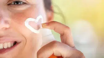 Cildinizi Güneşten Korurken Bu Hatalara Düşmeyin: Uzmanlardan Kritik Uyarı